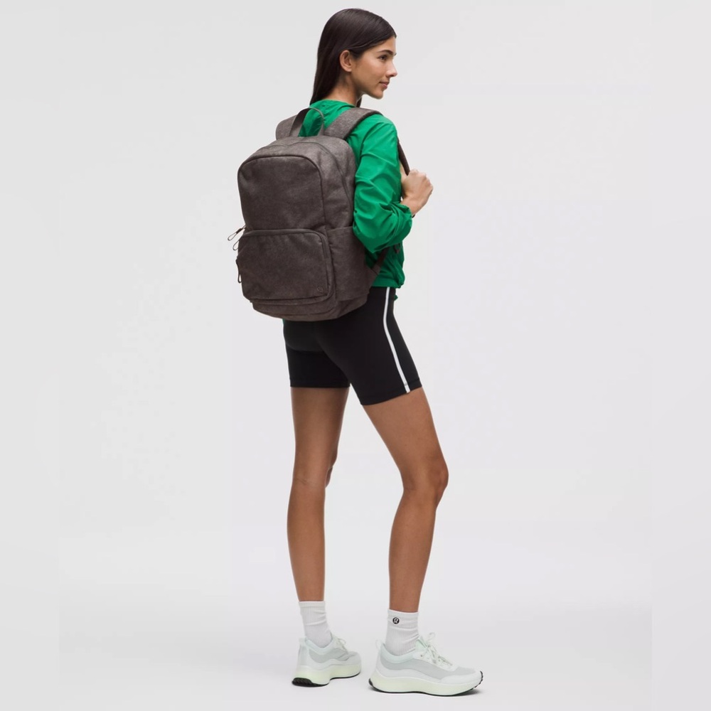 NWT Lululemon Everywhere Backpack Tech Canvas 22L OCNA